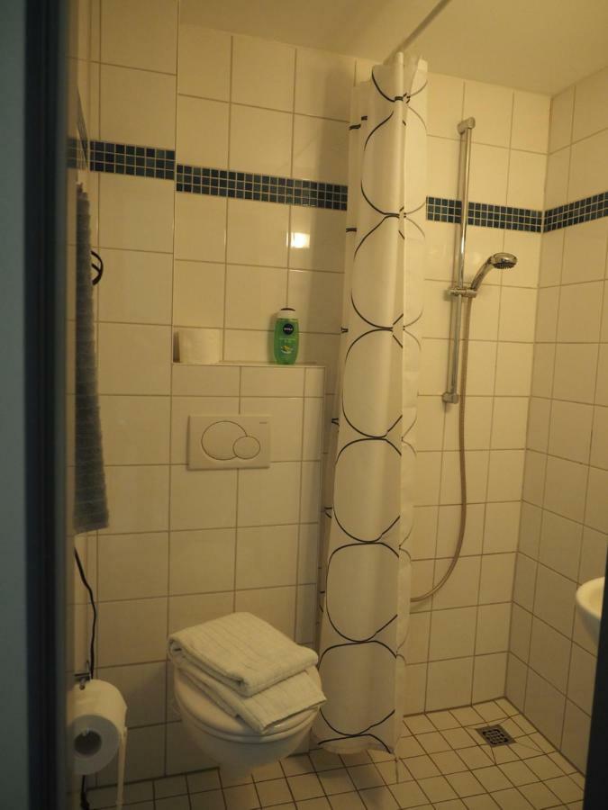 B8 - Just A Private Accommodation Düsseldorf Zewnętrze zdjęcie