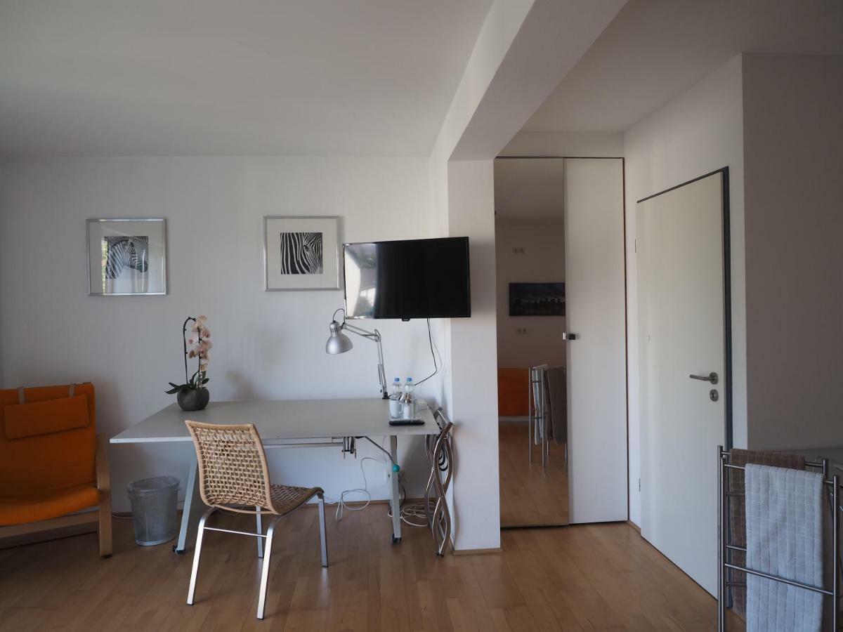 B8 - Just A Private Accommodation Düsseldorf Zewnętrze zdjęcie