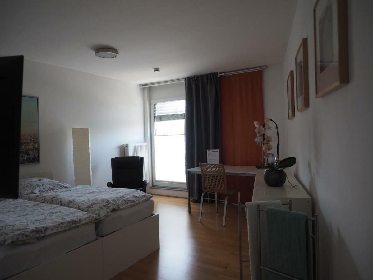 B8 - Just A Private Accommodation Düsseldorf Zewnętrze zdjęcie